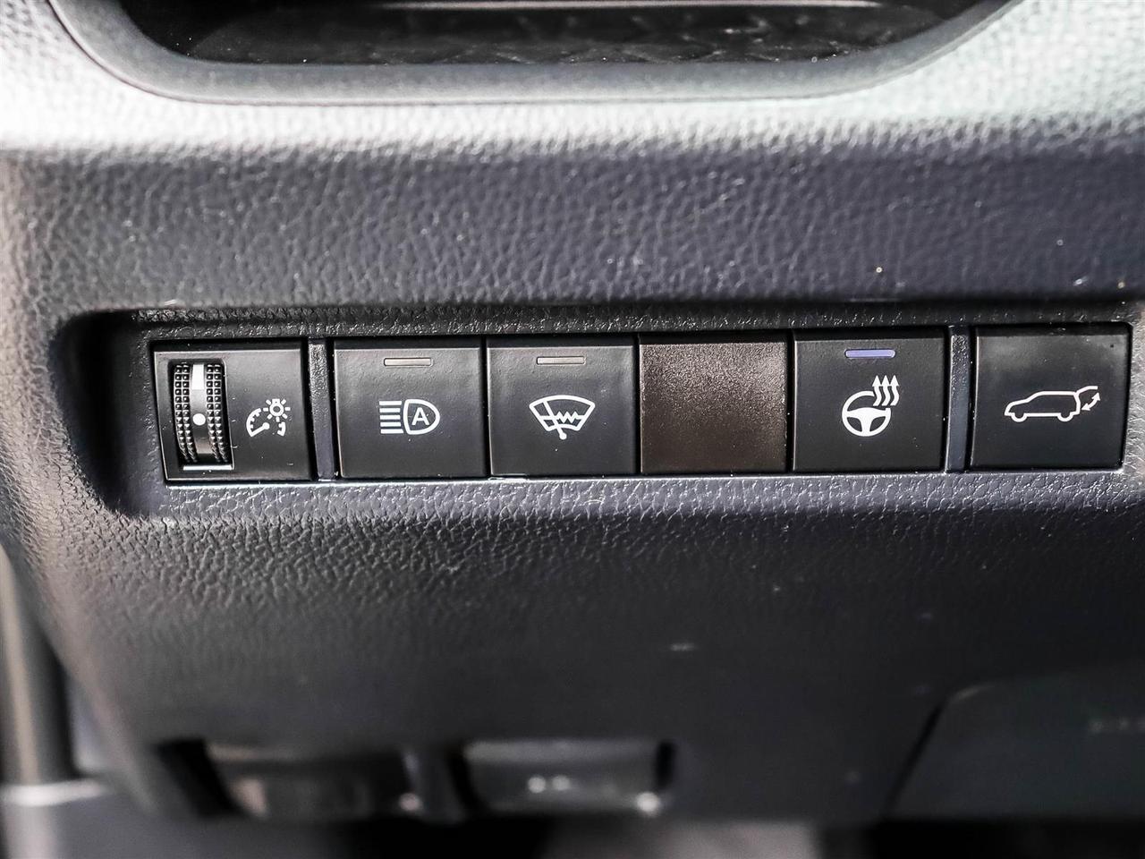 2020 Toyota RAV4 XLE Mississauga ON