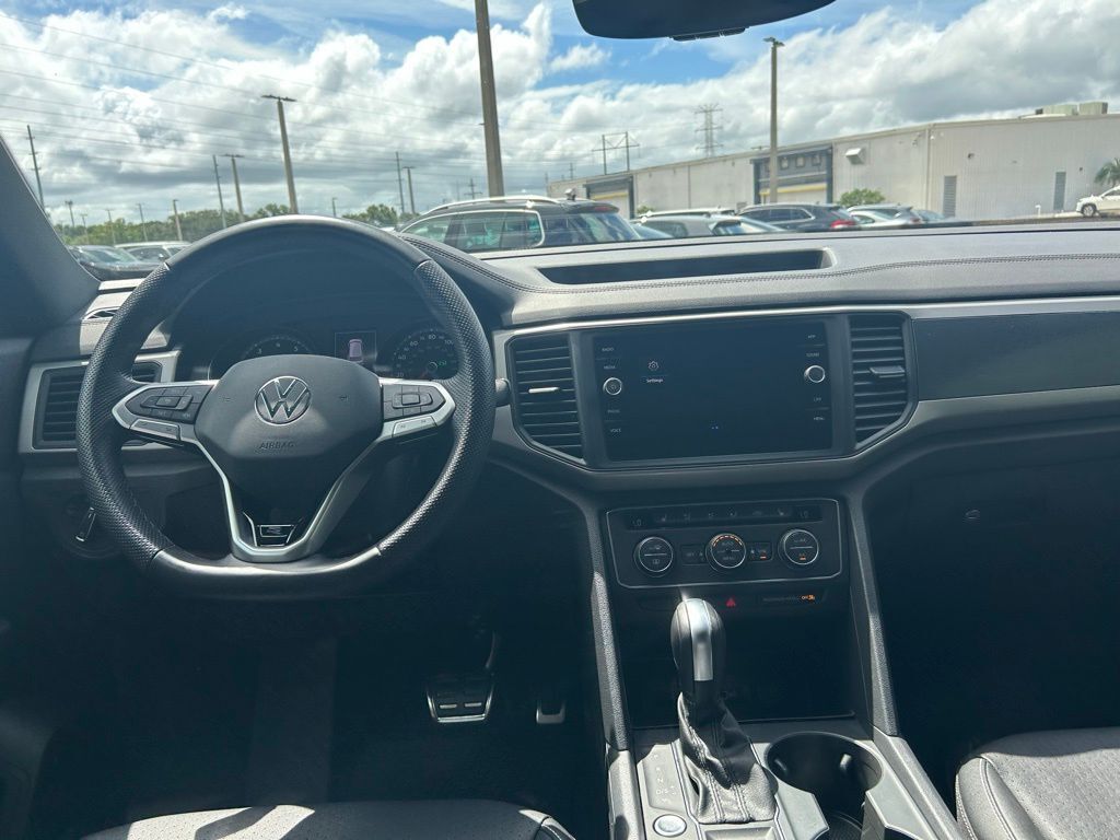 2020 Volkswagen Atlas Cross Sport 3.6L V6 SE w/Technology R-Line Tampa FL