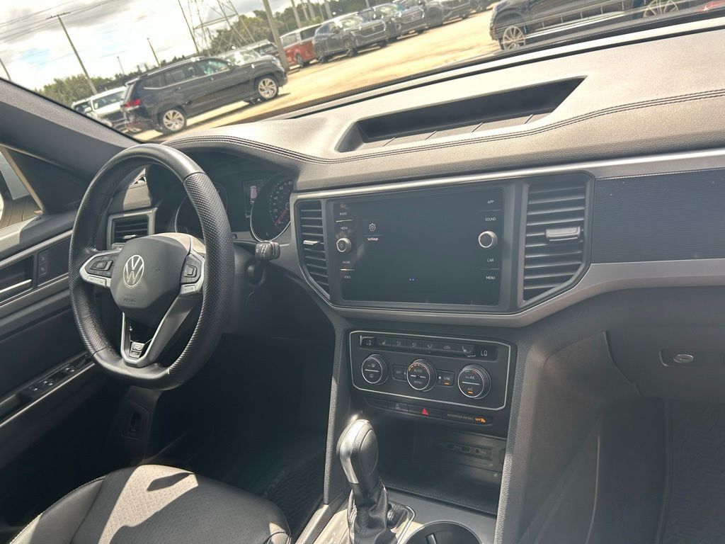 2020 Volkswagen Atlas Cross Sport 3.6L V6 SE w/Technology R-Line Tampa FL