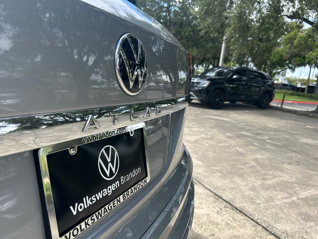 2020 Volkswagen Atlas Cross Sport 3.6L V6 SE w/Technology R-Line Tampa FL