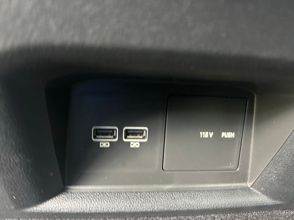 2020 Volkswagen Atlas Cross Sport 3.6L V6 SE w/Technology R-Line Tampa FL
