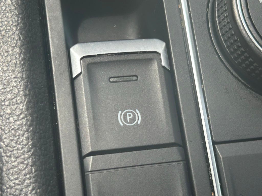 2020 Volkswagen Atlas Cross Sport 3.6L V6 SEL Premium R-Line Tampa FL