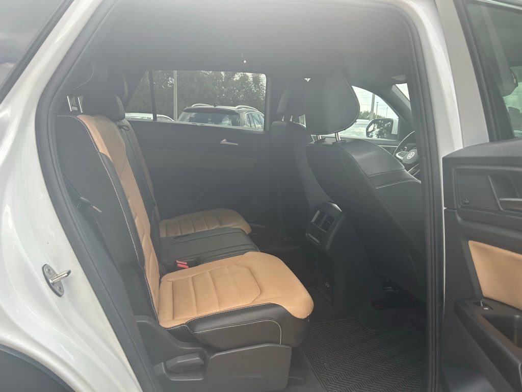 2020 Volkswagen Atlas Cross Sport 3.6L V6 SEL Premium R-Line Tampa FL