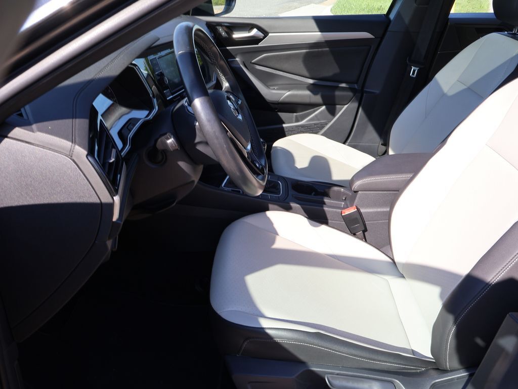 2020 Volkswagen Jetta R-Line