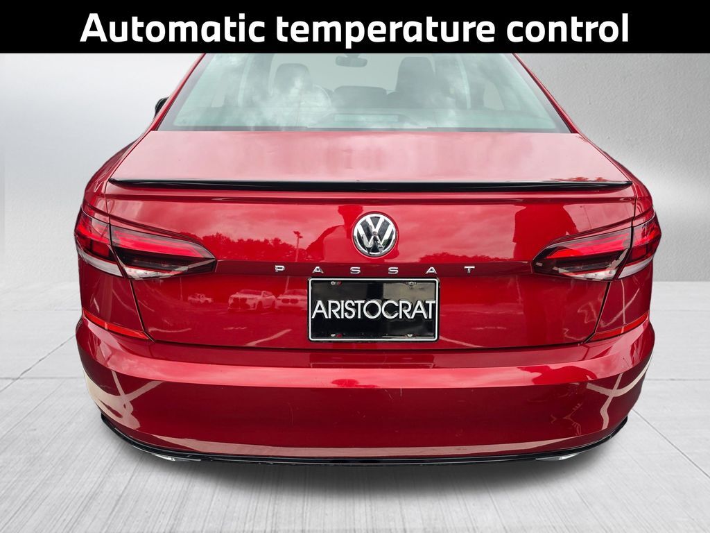 2020 Volkswagen Passat 2.0T R-Line