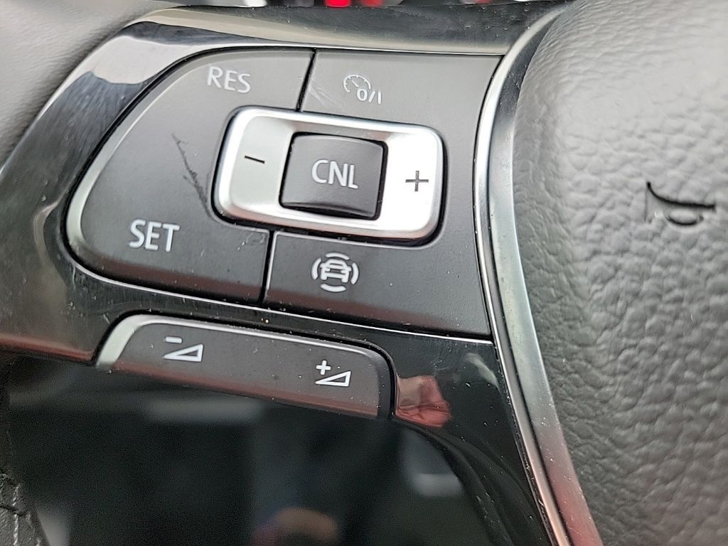 2020 Volkswagen Tiguan 2.0T SE