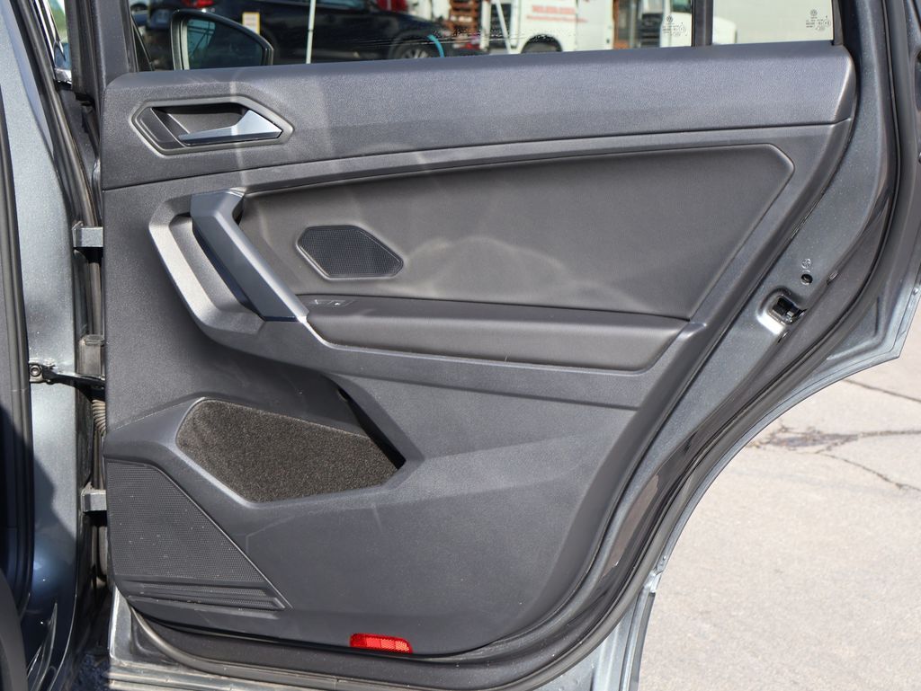 2020 Volkswagen Tiguan 2.0T SE