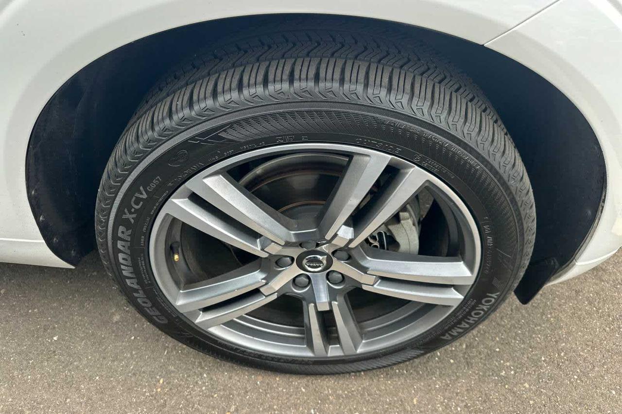2020 Volvo XC60 Momentum Roseville CA