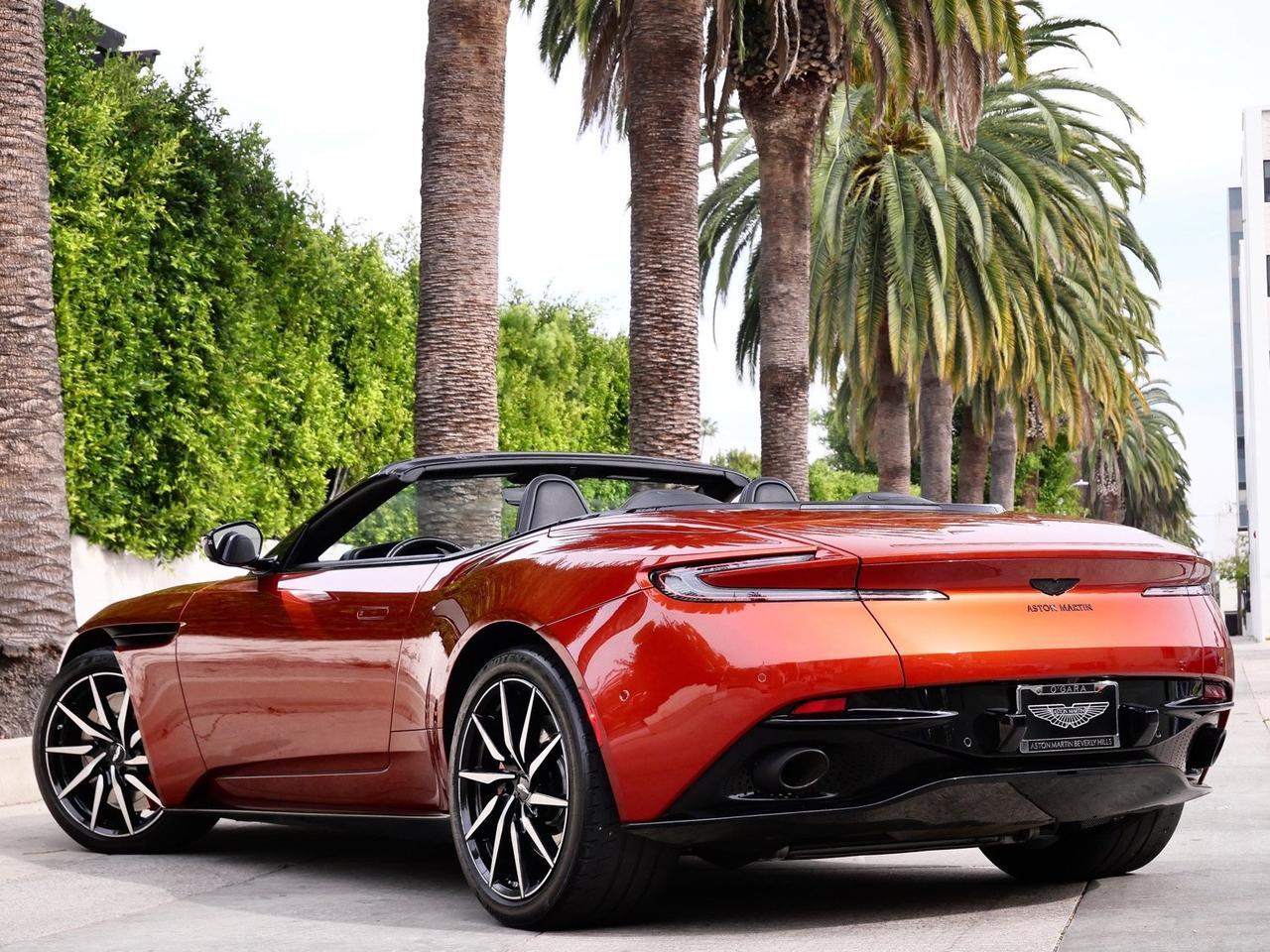 2021 Aston Martin DB11 Volante Volante
