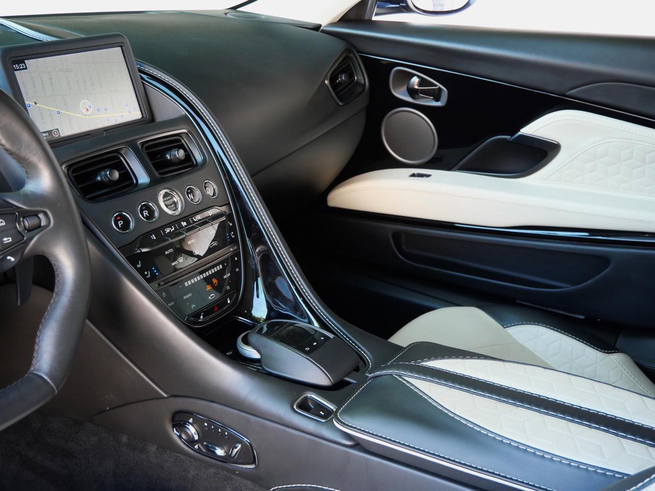 2021 Aston Martin DBS Superleggera Superleggera Lawrence KS