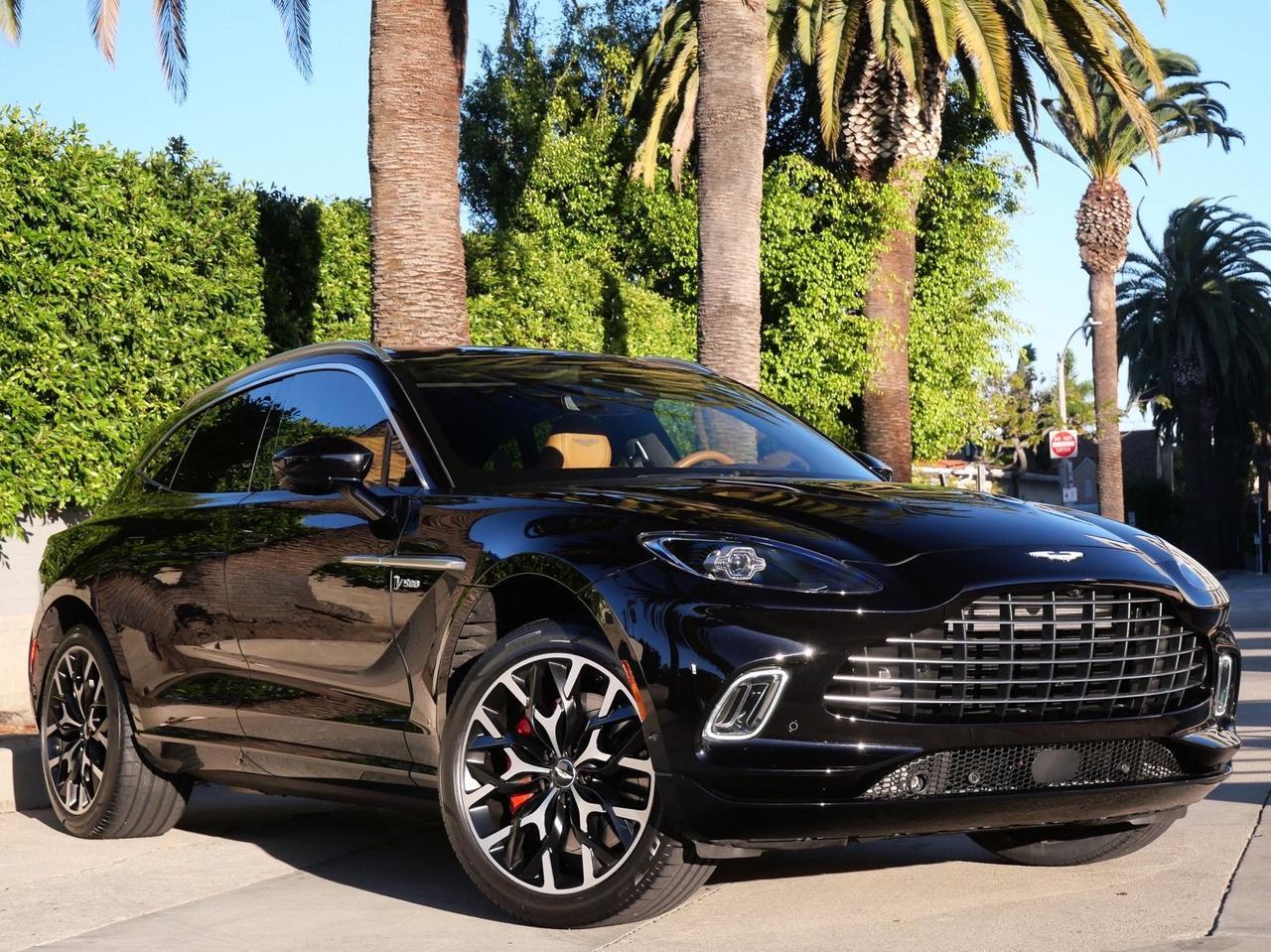 2021 Aston Martin DBX