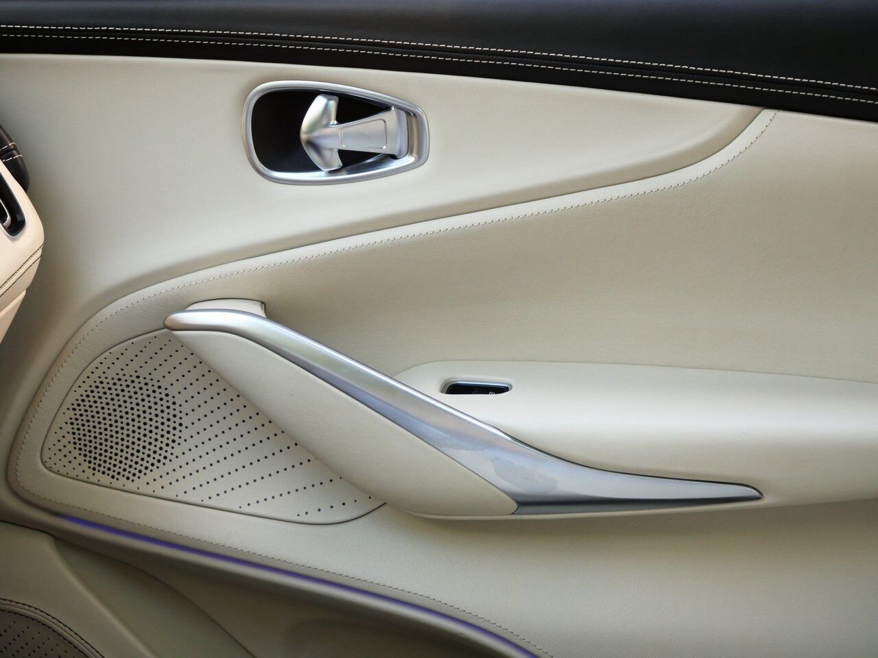 2021 Aston Martin DBX Lawrence KS