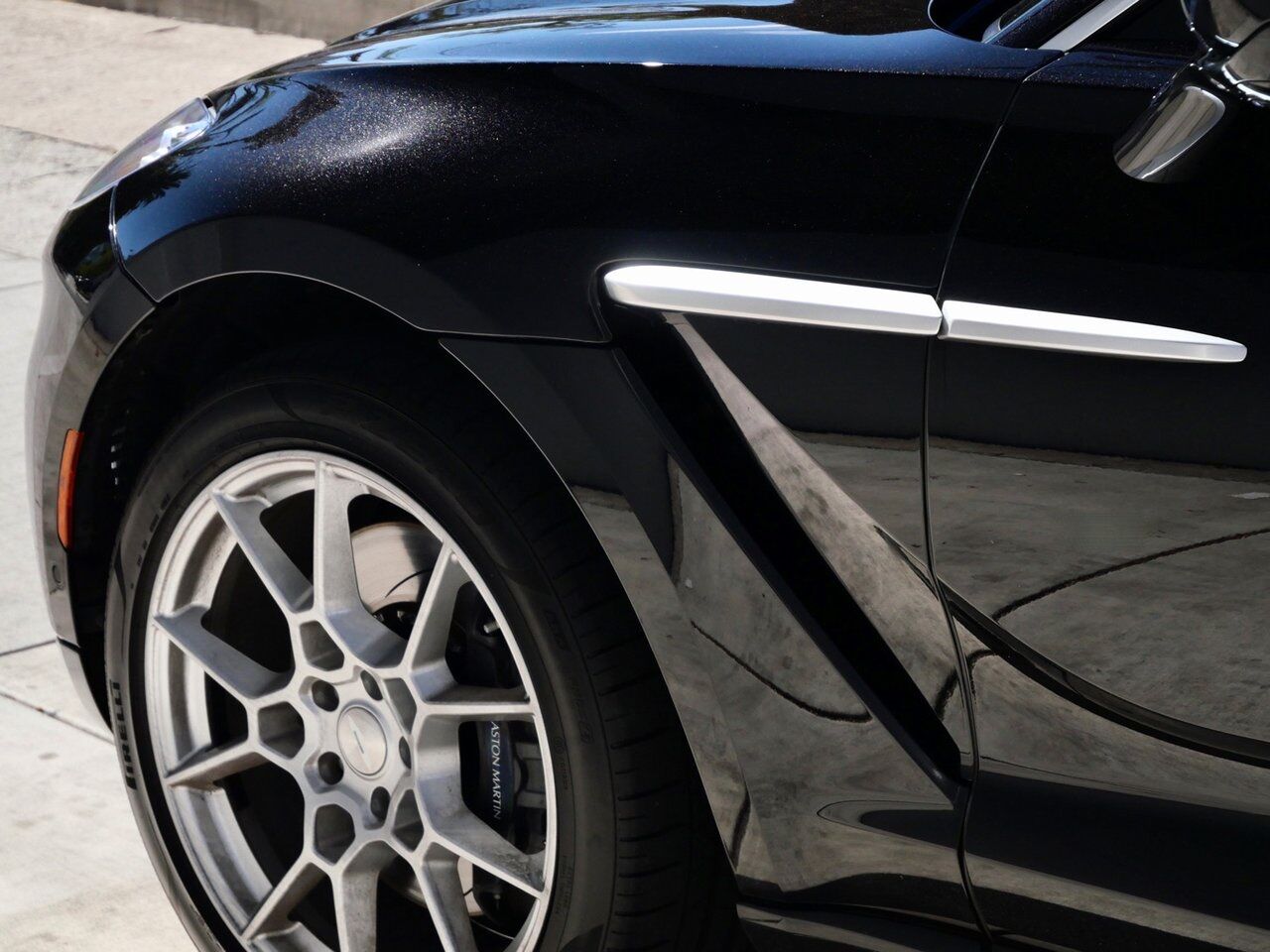 2021 Aston Martin DBX Lawrence KS