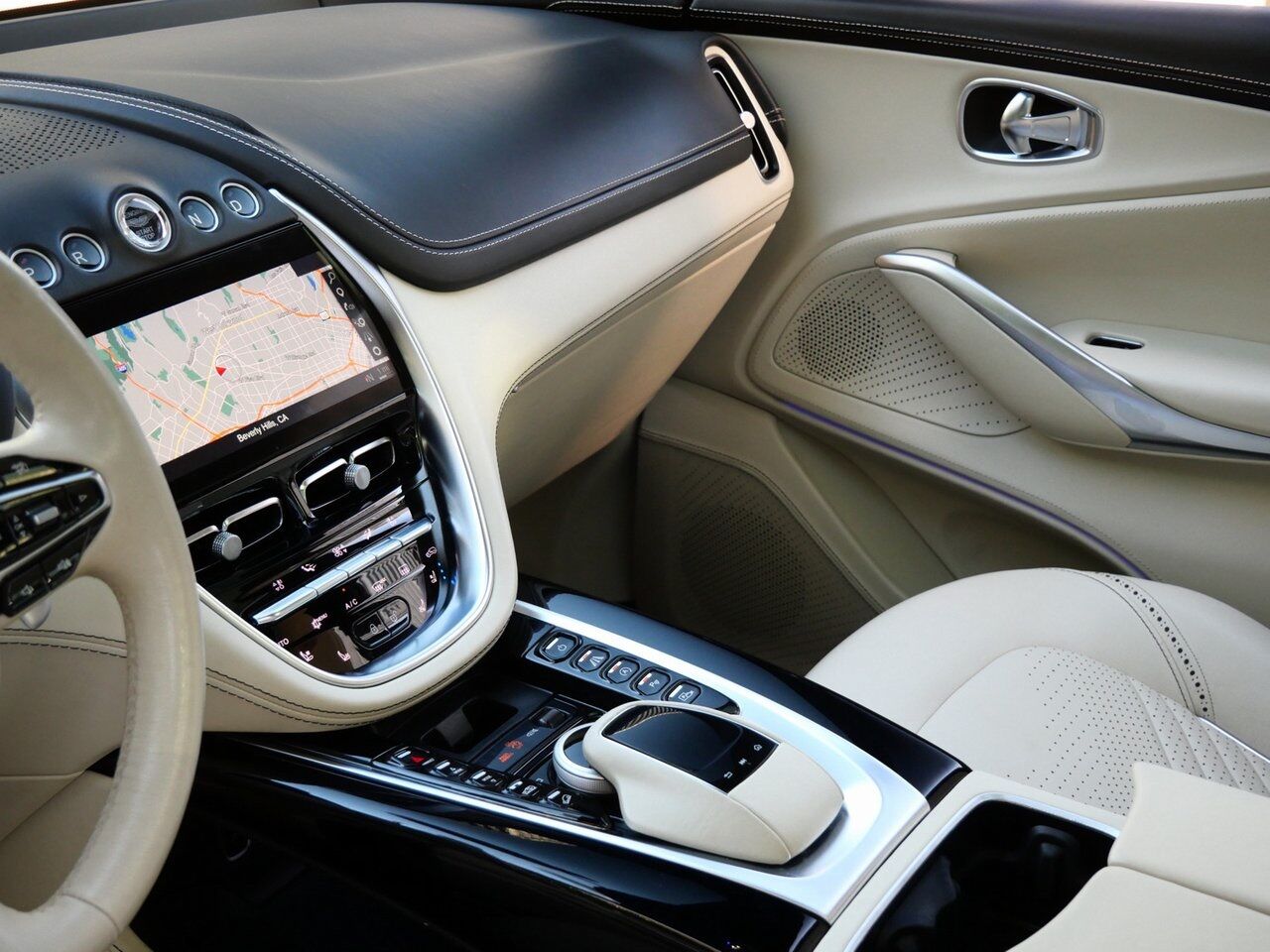 2021 Aston Martin DBX Lawrence KS