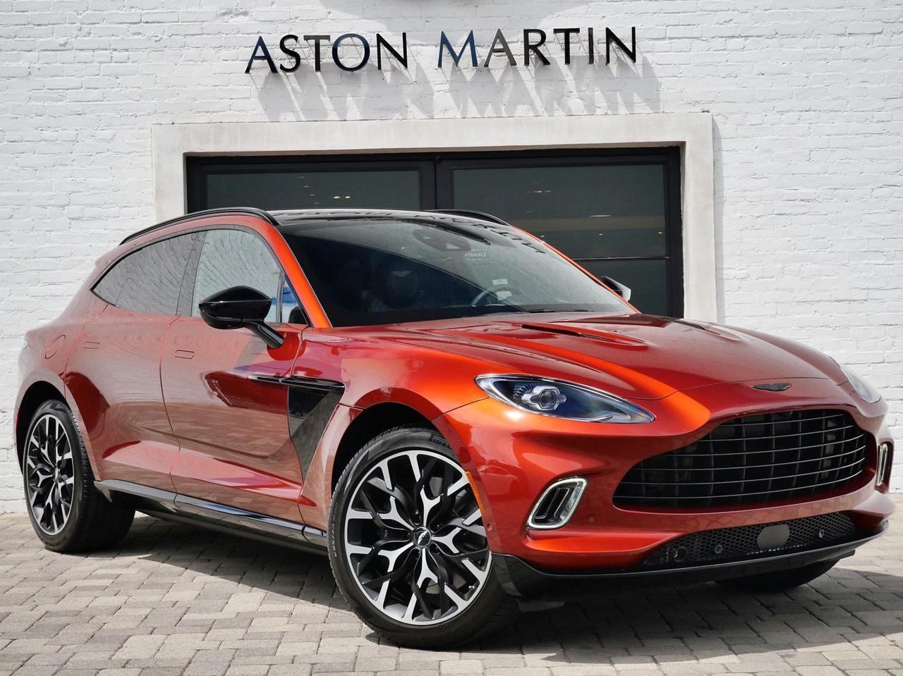 2021 Aston Martin DBX
