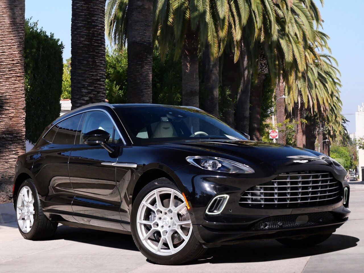 2021 Aston Martin DBX
