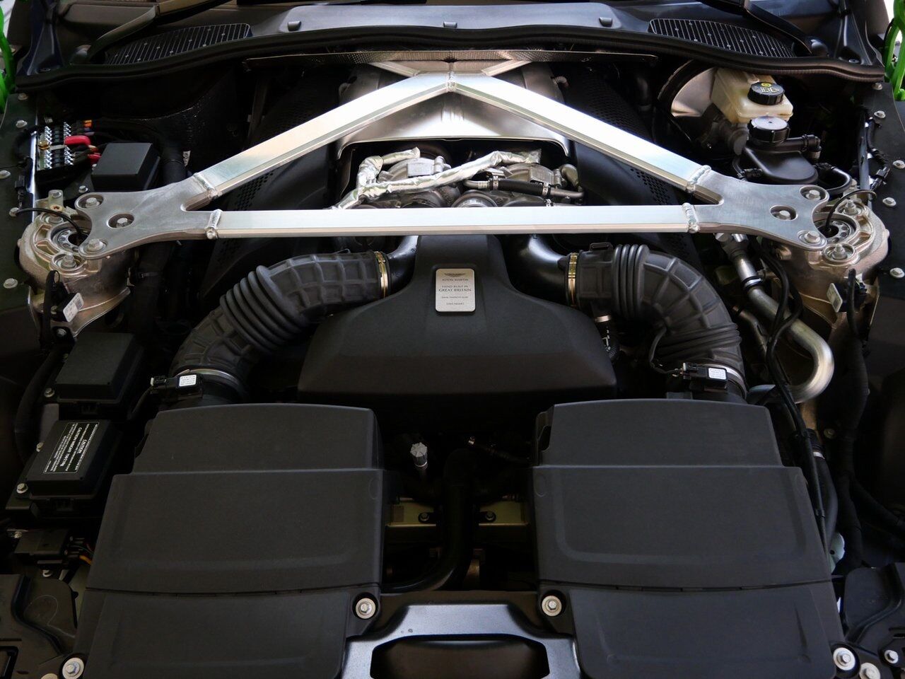 2021 Aston Martin Vantage Lawrence KS