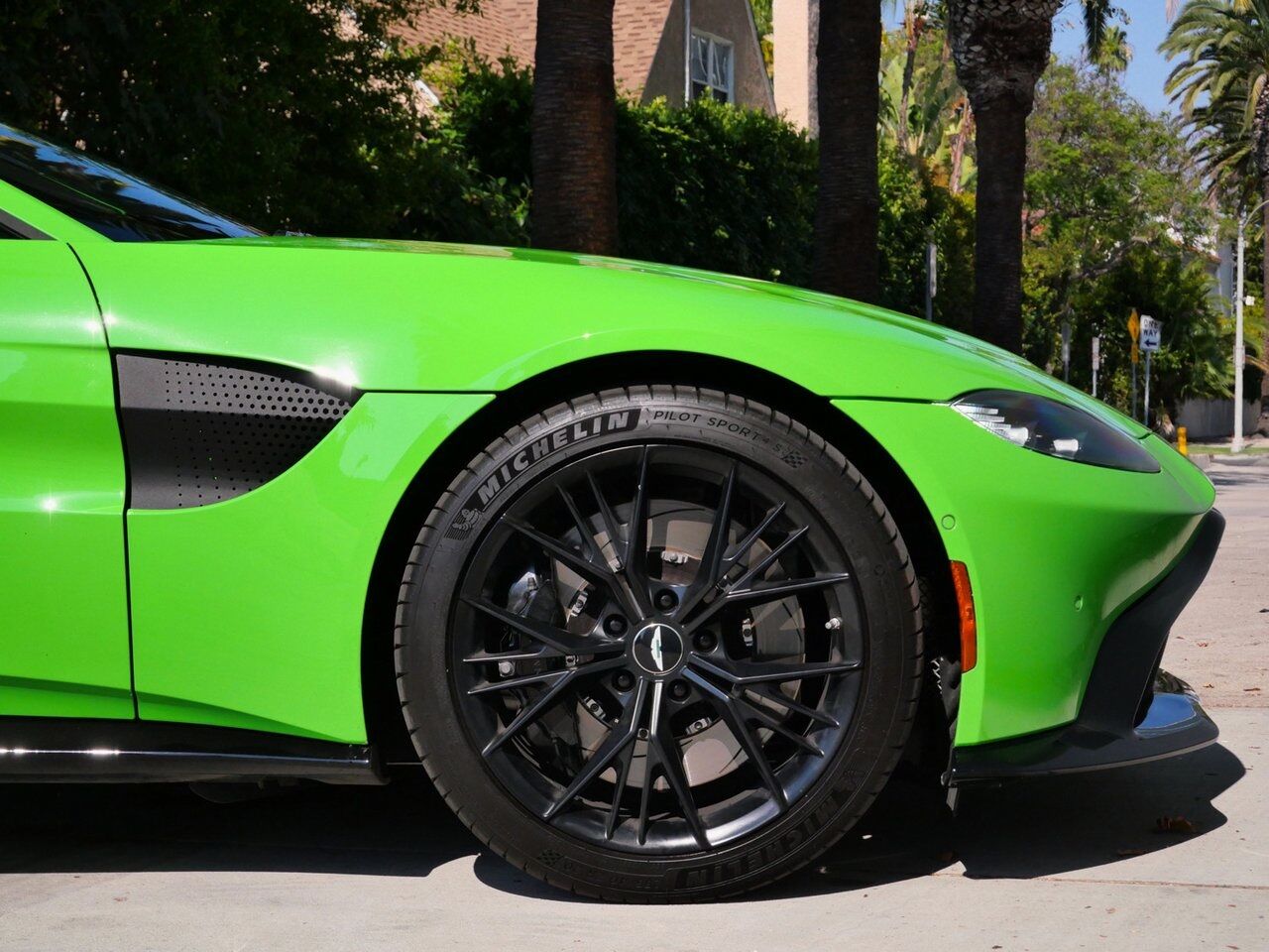 2021 Aston Martin Vantage Lawrence KS