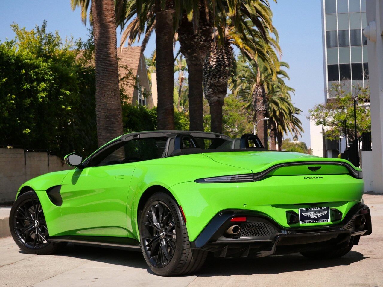 2021 Aston Martin Vantage Lawrence KS