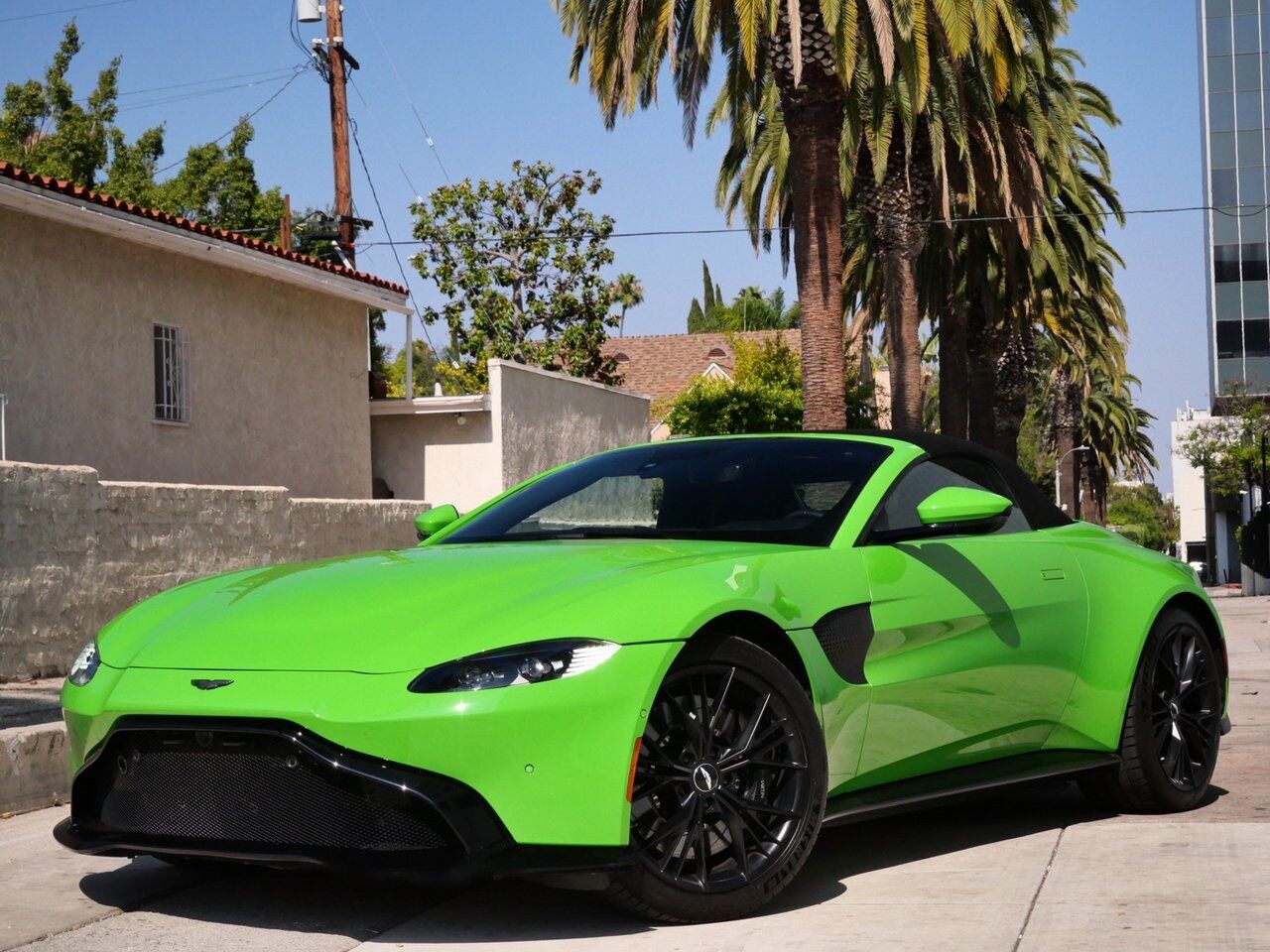 2021 Aston Martin Vantage Lawrence KS