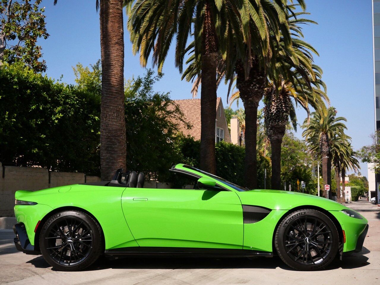 2021 Aston Martin Vantage Lawrence KS