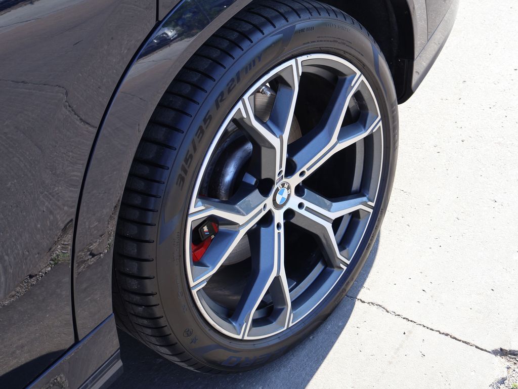 2021 BMW X6 xDrive40i