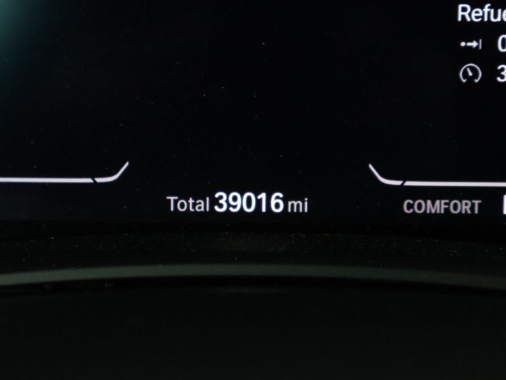 2021 BMW X7 M50i