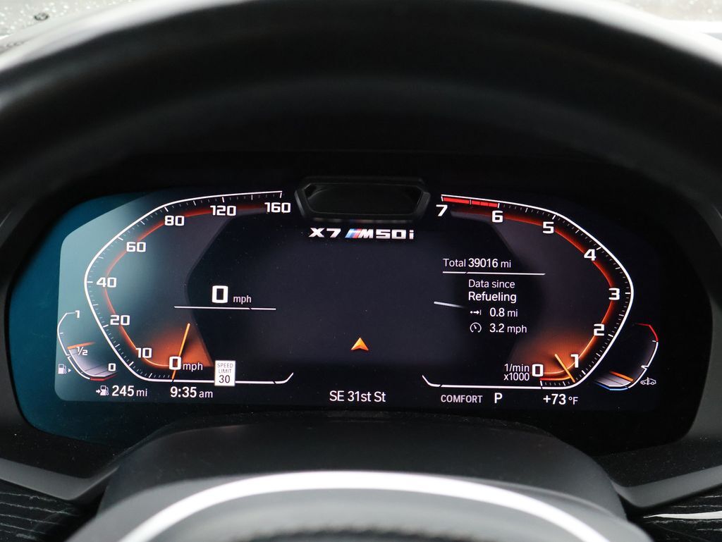 2021 BMW X7 M50i