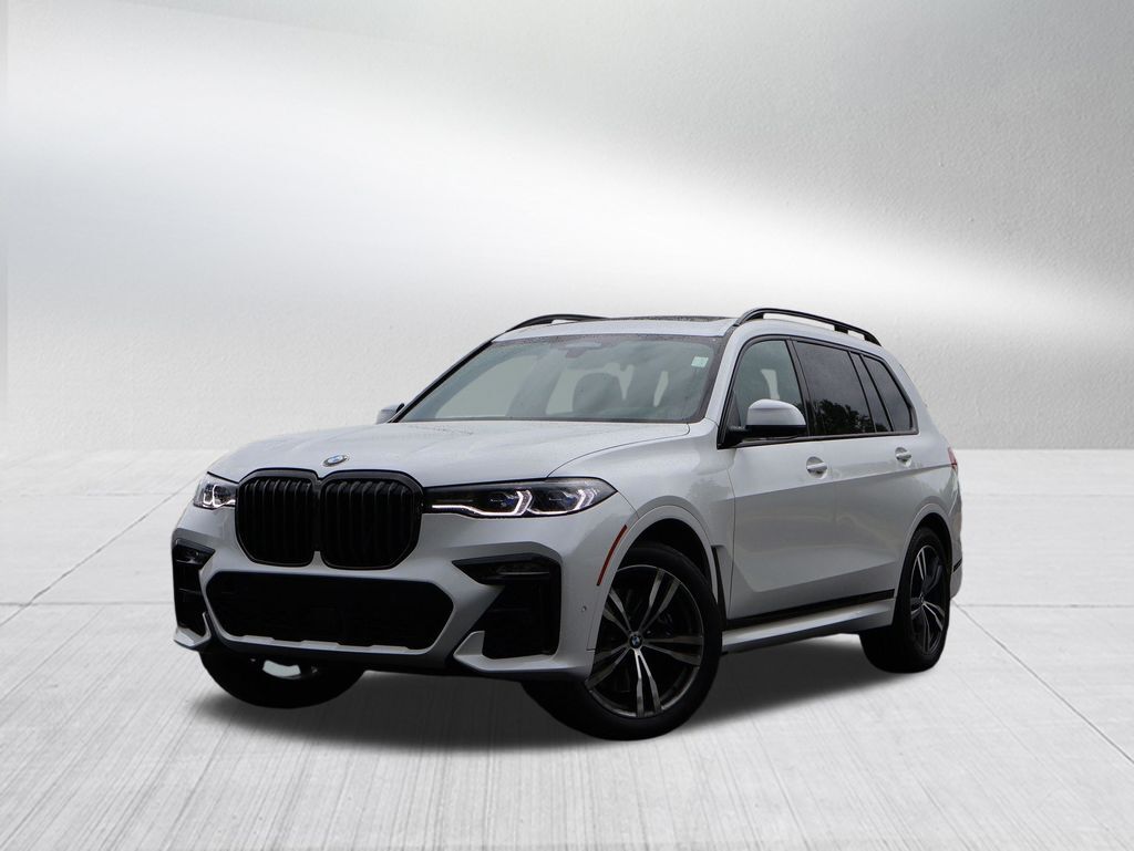 2021 BMW X7 M50i