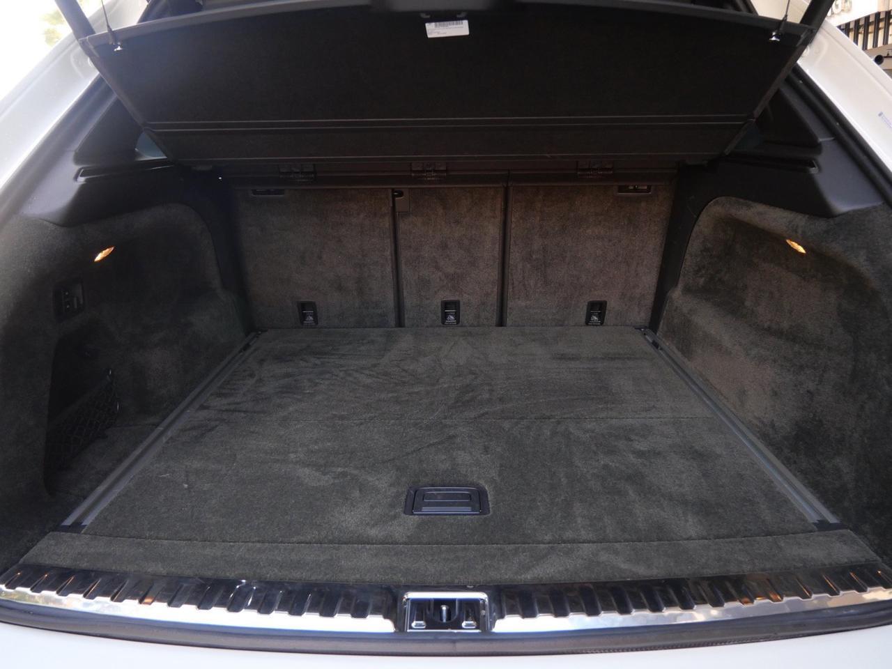 2021 Bentley Bentayga V8 V8 Lawrence KS