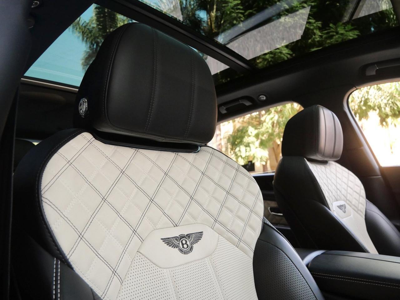 2021 Bentley Bentayga V8 V8 Lawrence KS