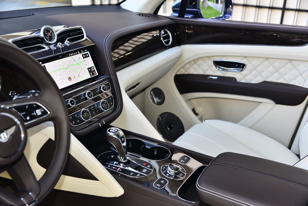 2021 Bentley Bentayga V8 V8 Lawrence KS