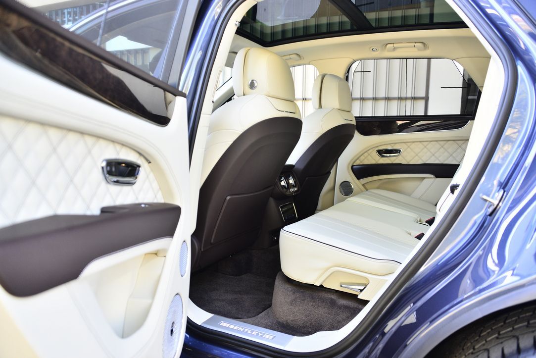 2021 Bentley Bentayga V8 V8 Lawrence KS