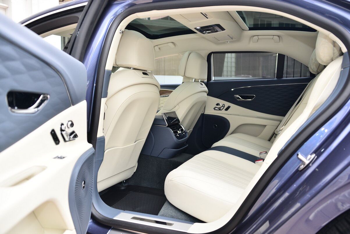 2021 Bentley Flying Spur V8 V8 Lawrence KS