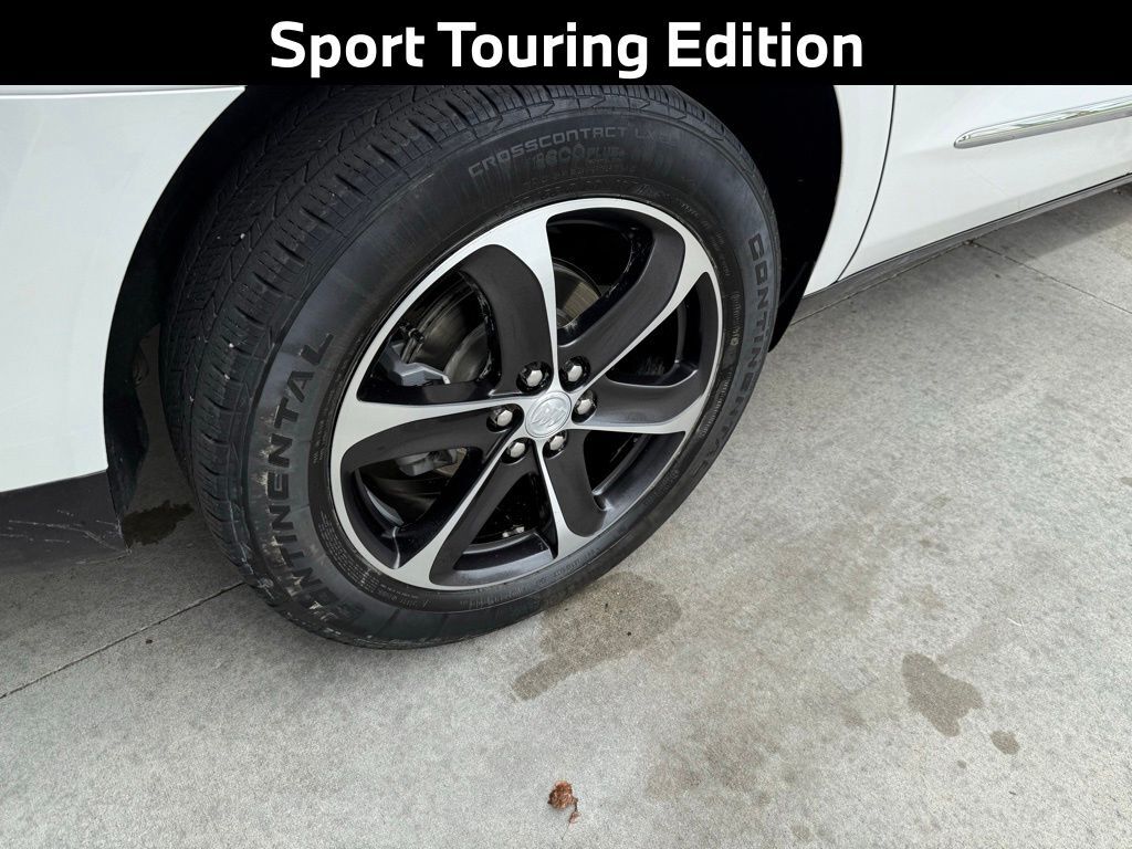 2021 Buick Enclave Essence