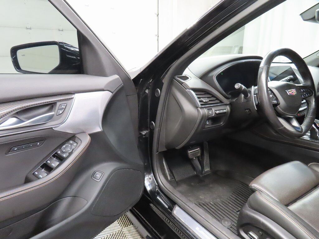 2021 Cadillac CT5 V-Series AWD Fond du Lac WI 2021 Cadillac CT5 V-Series AWD Fond du Lac WI