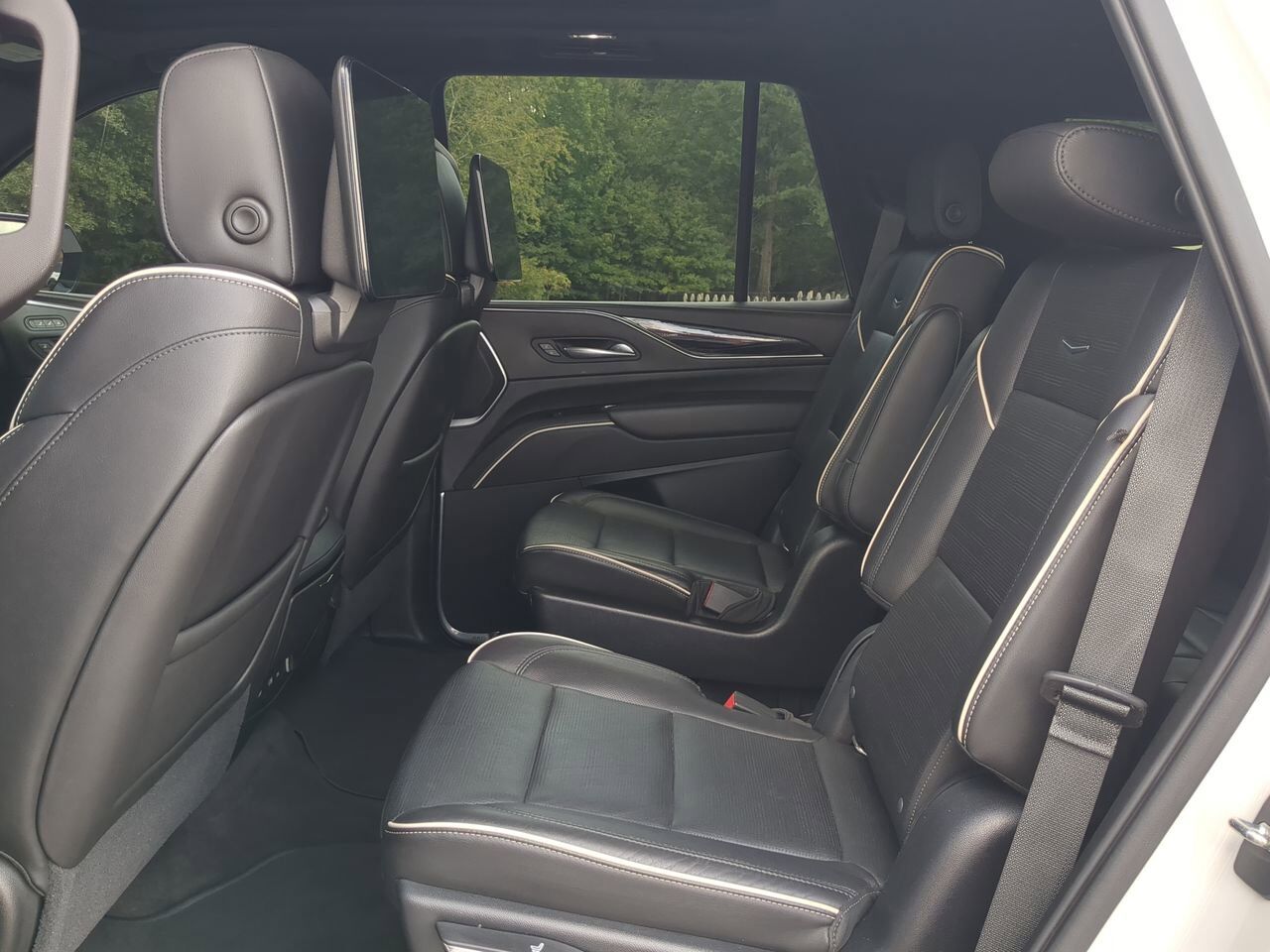2021 Cadillac Escalade Sport Appleton WI