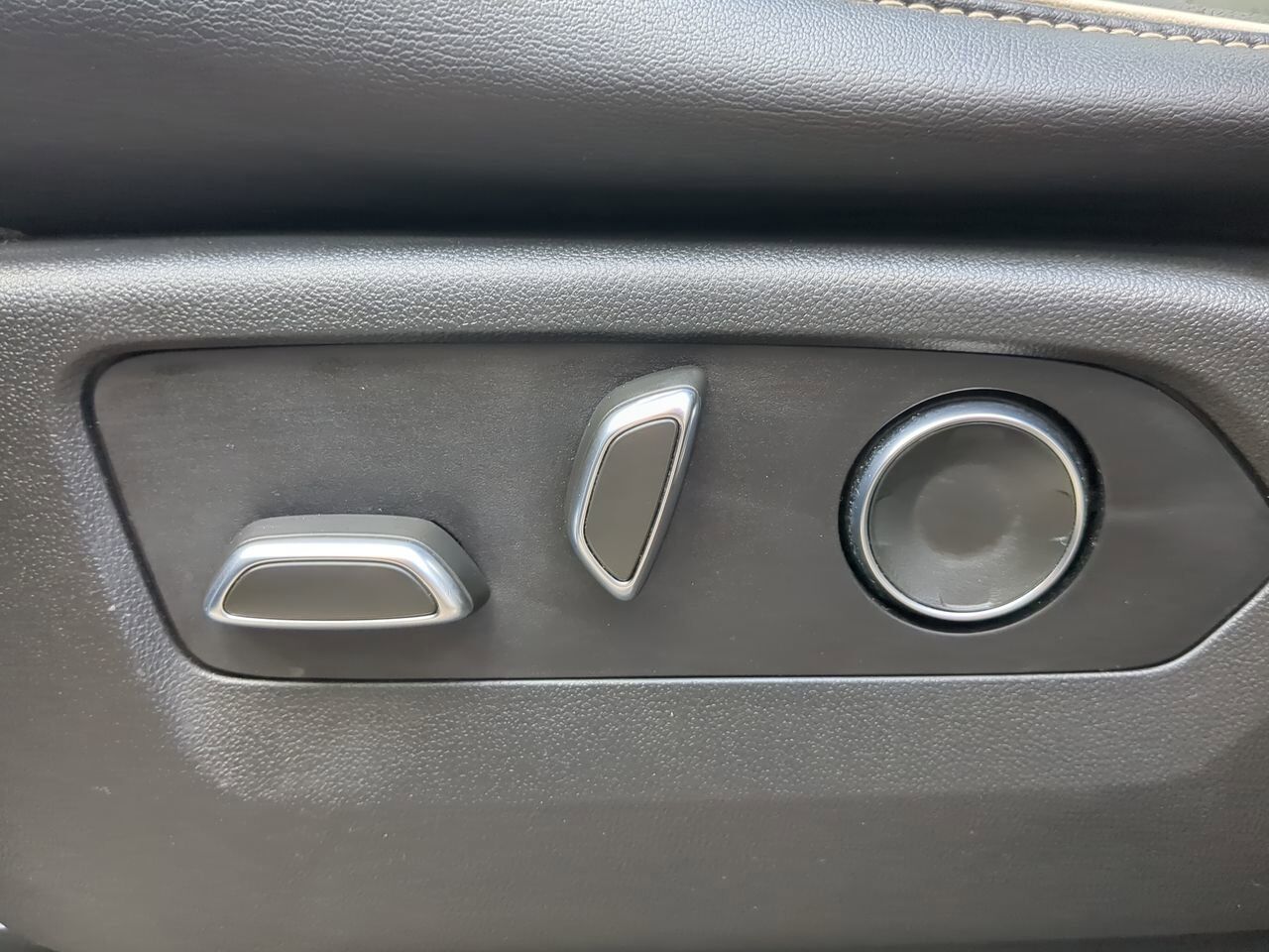 2021 Cadillac Escalade Sport Appleton WI