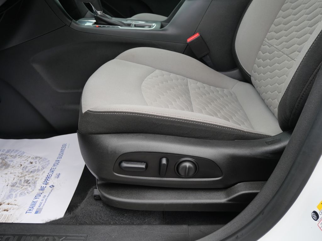 2021 Chevrolet Equinox LS Mt Pleasant MI