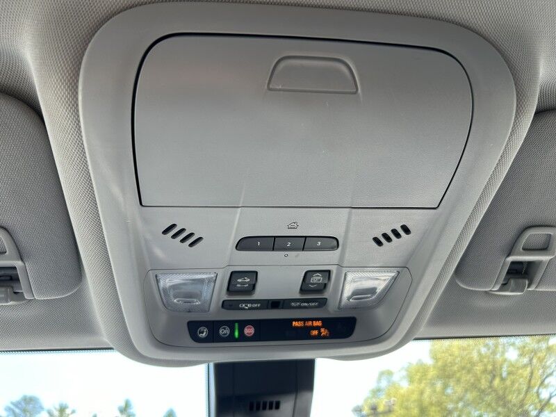 2021 Chevrolet Equinox Premier - LEATHER - SUNROOF - COOLED SEATS Whitinsville MA 2021 Chevrolet Equinox Premier - LEATHER - SUNROOF - COOLED SEATS Whitinsville MA