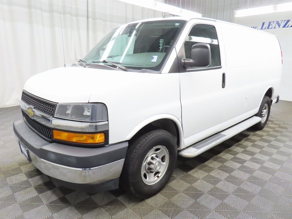 2021 Chevrolet Express 2500 Cargo Work Van RWD Fond du Lac WI 2021 Chevrolet Express 2500 Cargo Work Van RWD Fond du Lac WI