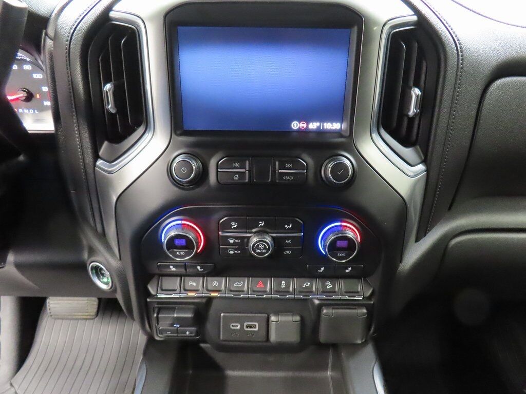 2021 Chevrolet Silverado 1500 4x4 Crew Cab LT Trail Boss Fond du Lac WI 2021 Chevrolet Silverado 1500 4x4 Crew Cab LT Trail Boss Fond du Lac WI