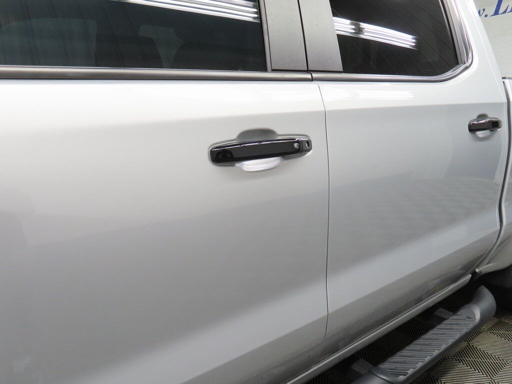 2021 Chevrolet Silverado 1500 4x4 Crew Cab RST Fond du Lac WI 2021 Chevrolet Silverado 1500 4x4 Crew Cab RST Fond du Lac WI