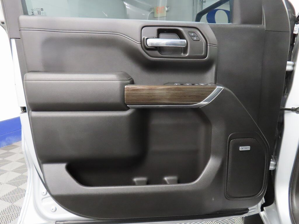 2021 Chevrolet Silverado 1500 4x4 Crew Cab RST Fond du Lac WI 2021 Chevrolet Silverado 1500 4x4 Crew Cab RST Fond du Lac WI