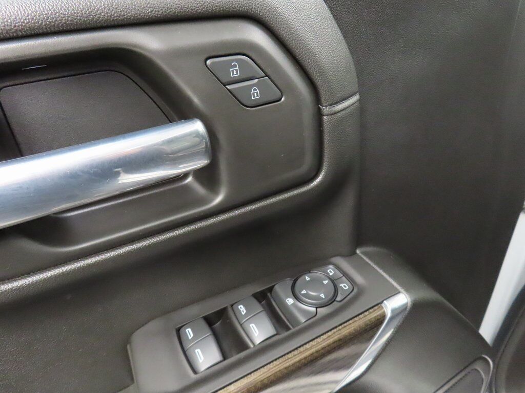 2021 Chevrolet Silverado 1500 4x4 Crew Cab RST Fond du Lac WI 2021 Chevrolet Silverado 1500 4x4 Crew Cab RST Fond du Lac WI