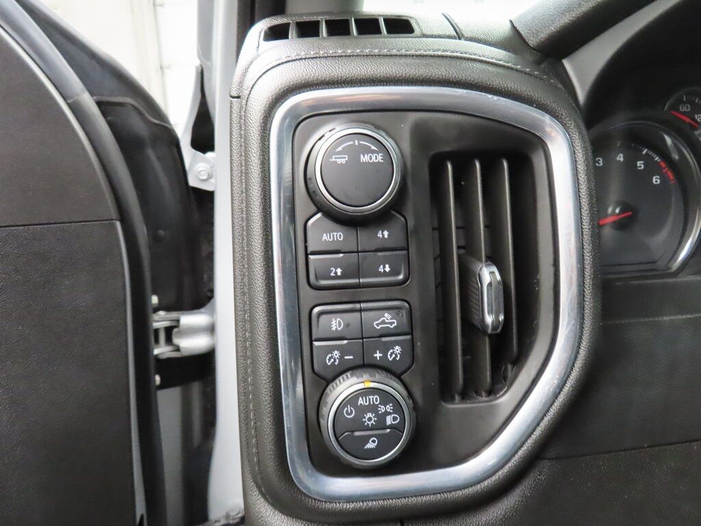 2021 Chevrolet Silverado 1500 4x4 Crew Cab RST Fond du Lac WI 2021 Chevrolet Silverado 1500 4x4 Crew Cab RST Fond du Lac WI