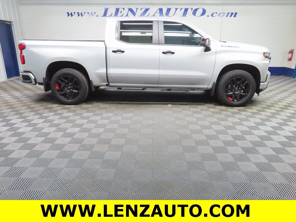 2021 Chevrolet Silverado 1500 4x4 Crew Cab RST Fond du Lac WI 2021 Chevrolet Silverado 1500 4x4 Crew Cab RST Fond du Lac WI