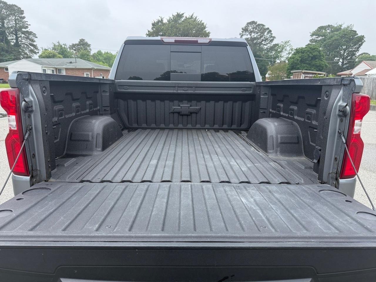 2021 Chevrolet Silverado 1500 LT Trail Boss, HEATED SEATS, BOSE SPEAKERS, UNIVERSAL GARAGE DOOR OPENER, APPLE CARPLAY/ANDROID AUTO, BED LINER, TOW PACKAGE, BACKUP CAMERA, POWER MIRRORS, REMOTE START, MAKE ITS YOURS TODAY! Norfolk VA 2021 Chevrolet Silverado 1500 LT Trail Boss, HEATED SEATS, BOSE SPEAKERS, UNIVERSAL GARAGE DOOR OPENER, APPLE CARPLAY/ANDROID AUTO, BED LINER, TOW PACKAGE, BACKUP CAMERA, POWER MIRRORS, REMOTE START, MAKE ITS YOURS TODAY! Norfolk VA