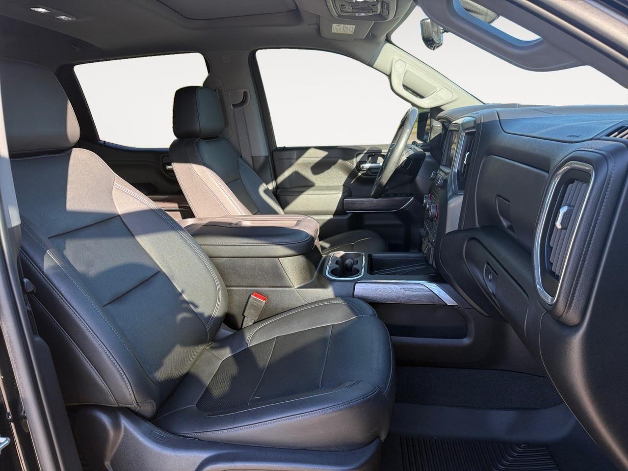 2021 Chevrolet Silverado 1500 LTZ, SUNROOF, HEATED AND VENTILATED SEATS, HEATED STEERING WHEEL, UNIVERSAL GARAGE DOOR OPENER, APPLE CARPLAY/ANDROID AUTO, RUNNING BOARDS, TOW PCAKAGE, POWER SLIDING REAR WINDOW BACKUP CAMERA, THIS TRUCK HAS ANYTHING YOU COULD EVER WANT! Norfolk VA 2021 Chevrolet Silverado 1500 LTZ, SUNROOF, HEATED AND VENTILATED SEATS, HEATED STEERING WHEEL, UNIVERSAL GARAGE DOOR OPENER, APPLE CARPLAY/ANDROID AUTO, RUNNING BOARDS, TOW PCAKAGE, POWER SLIDING REAR WINDOW BACKUP CAMERA, THIS TRUCK HAS ANYTHING YOU COULD EVER WANT! Norfolk VA