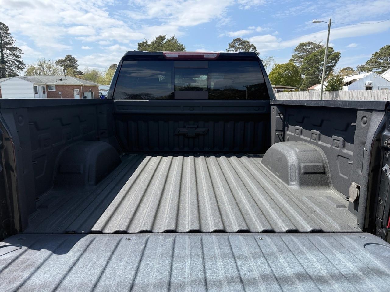 2021 Chevrolet Silverado 1500 RST, APPLE CARPLAY/ANDROID AUTO, BOSE SPEAKERS, WIFI, POWER SLIDING REAR WINDOW, UNIVERSAL GARAGE DOOR OPENER, BACKUP CAMERA, REMOTE START, TOW PACKAGE, TOW HOOKS, BED LINER, ONLY 1 OWNER! Norfolk VA 2021 Chevrolet Silverado 1500 RST, APPLE CARPLAY/ANDROID AUTO, BOSE SPEAKERS, WIFI, POWER SLIDING REAR WINDOW, UNIVERSAL GARAGE DOOR OPENER, BACKUP CAMERA, REMOTE START, TOW PACKAGE, TOW HOOKS, BED LINER, ONLY 1 OWNER! Norfolk VA